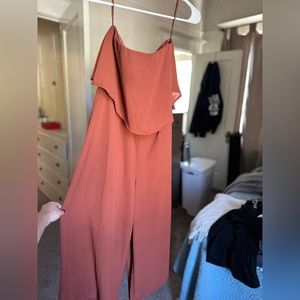 Selfie Leslie burnt orange strapless jumper size small